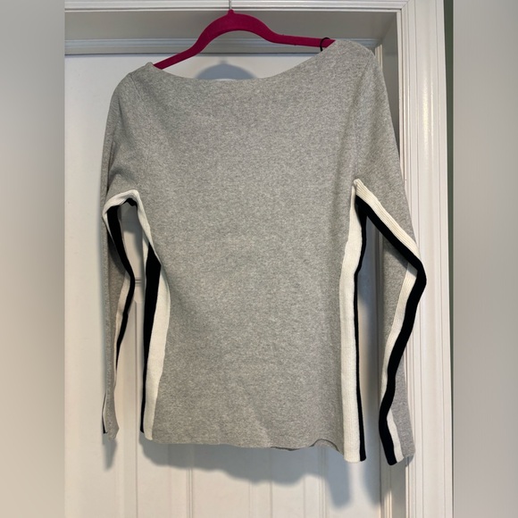 NWT Women’s Tommy Hilfiger Gray Boatneck Long Sleeve Logo Sweater Large - Picture 13 of 14
